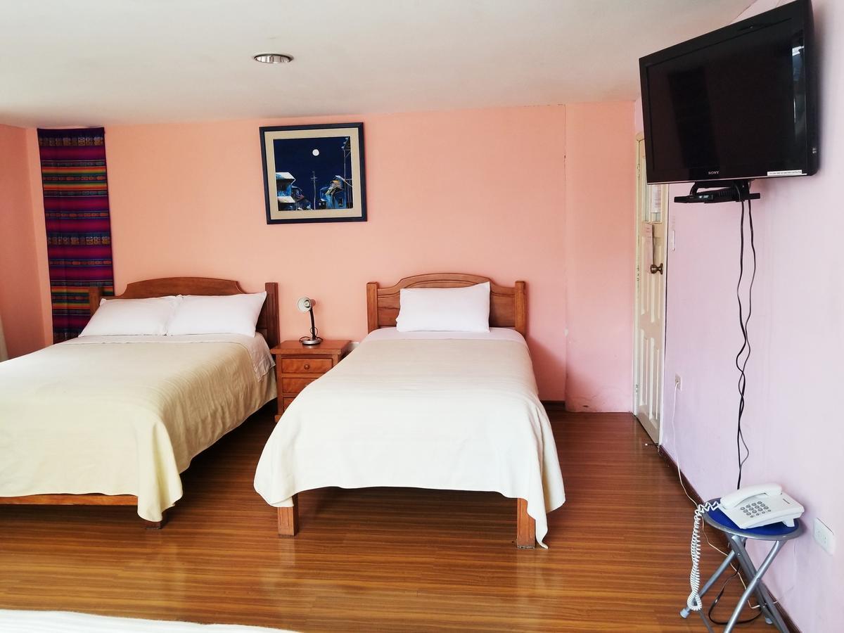 Travellers Inn กีโต ภายนอก รูปภาพ
